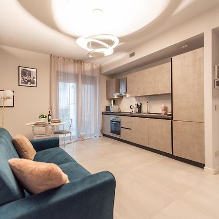 Apartamento Elegante Bilocale-Centro Torino-Free Wifi Exterior foto