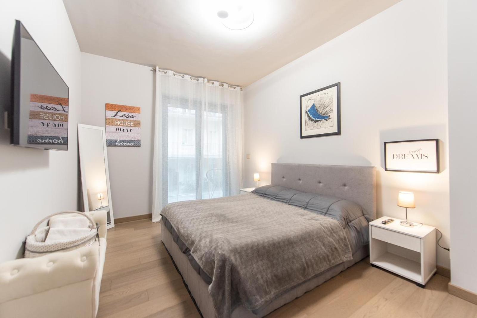 Apartamento Elegante Bilocale-Centro Torino-Free Wifi Exterior foto